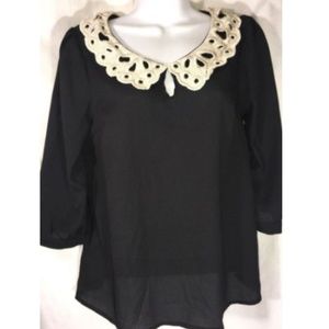 Hearts Blouse 3/4 Sleeve Key Hole Neck Size M